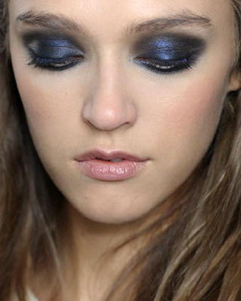 METALIC SMOKEY EYES