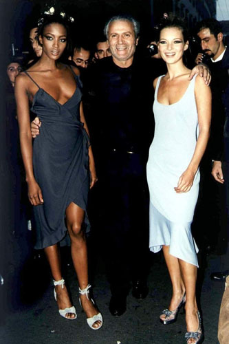 NAOMI CAMPBELL, GIANNI VERSACE I KATE MOSS