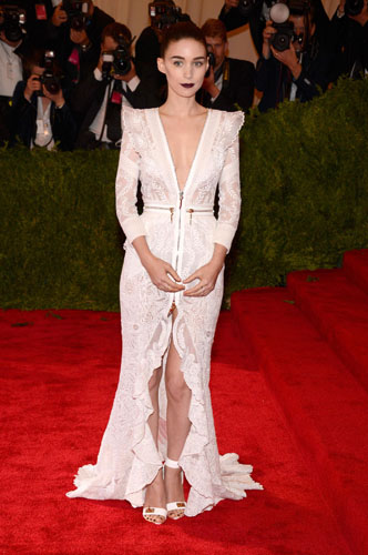 Rooney Mara nosi GIVENCHY