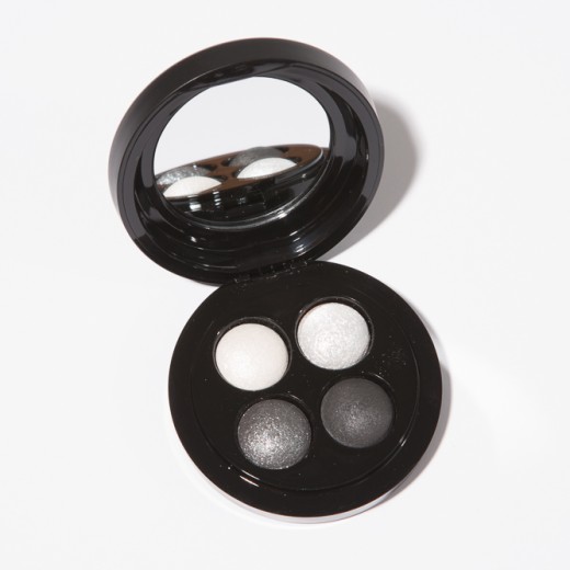 MAC Mineralize Eyeshadow in A Waft of Grey
