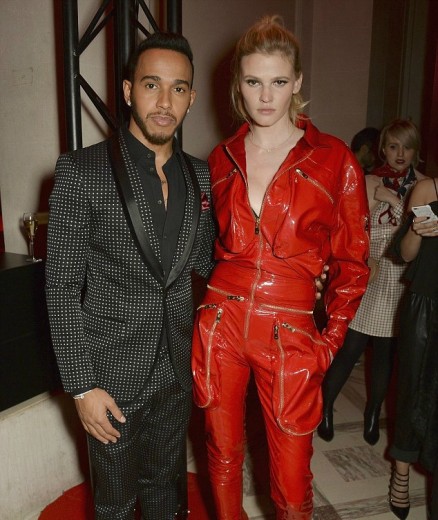 Lara Stone i Lewis Hamilton 